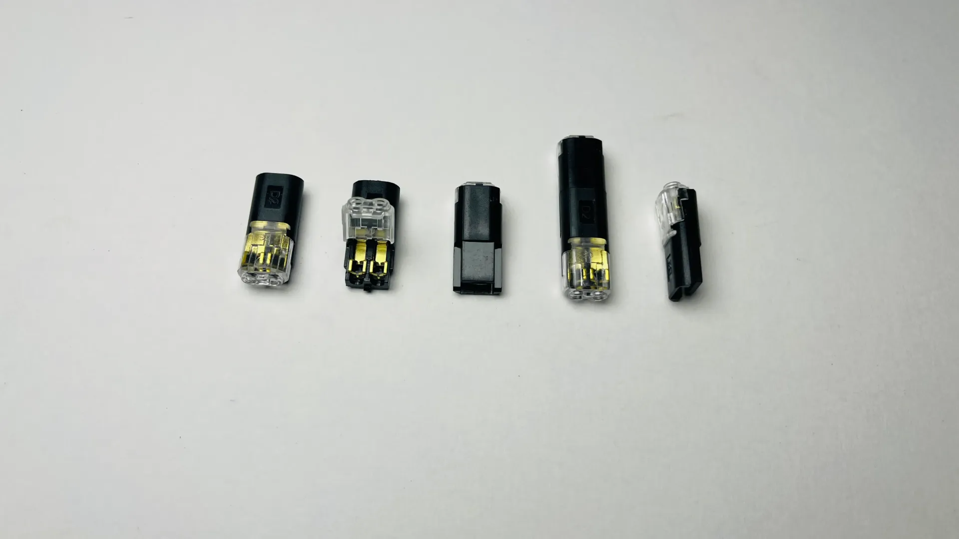 D2 2-Pin Quick Connect Wire Terminal 10A 300V